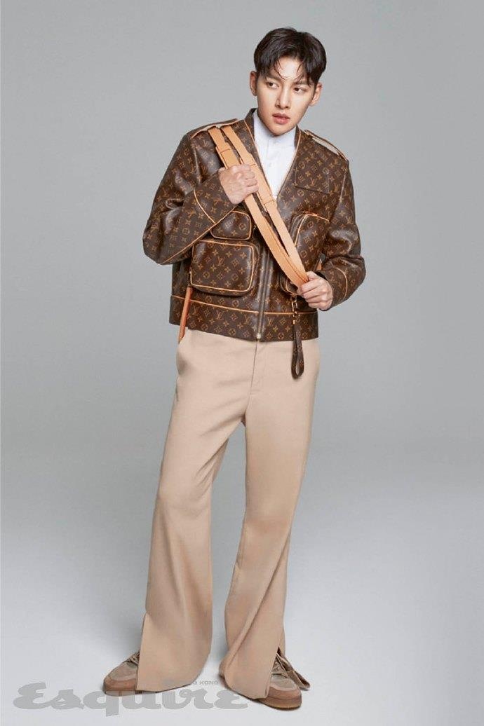 Ji Chang Wook mặc đồ Louis Vuitton xuất hiện trên tạp chí ảnh 2 Ji Chang Wook mac do Louis Vuitton xuat hien tren tap chi anh 2