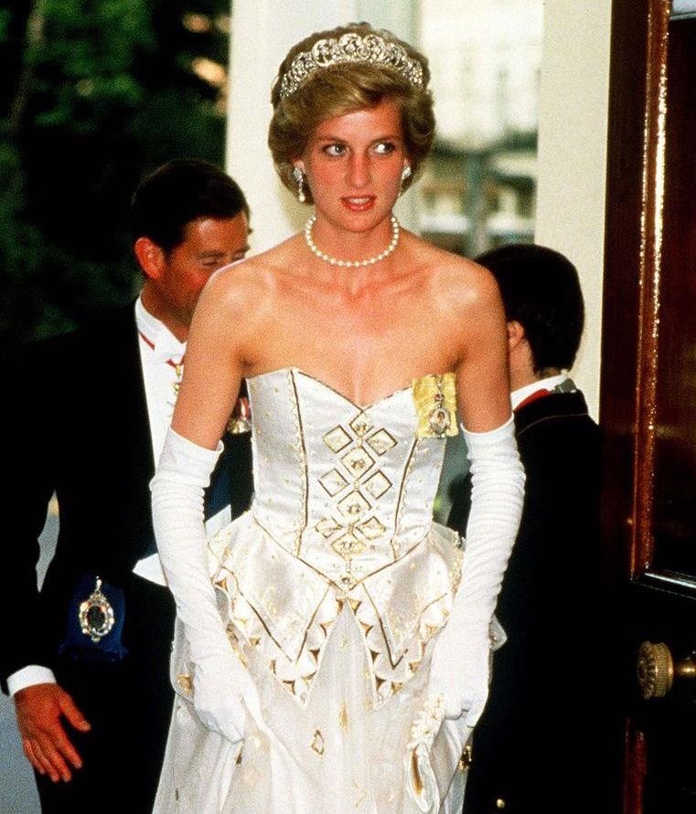 thoi trang dang cap cua cong nuong Diana anh 8