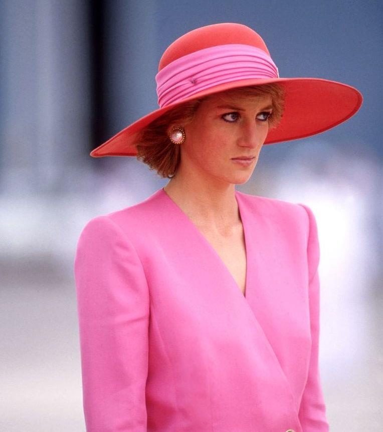 thoi trang dang cap cua cong nuong Diana anh 10
