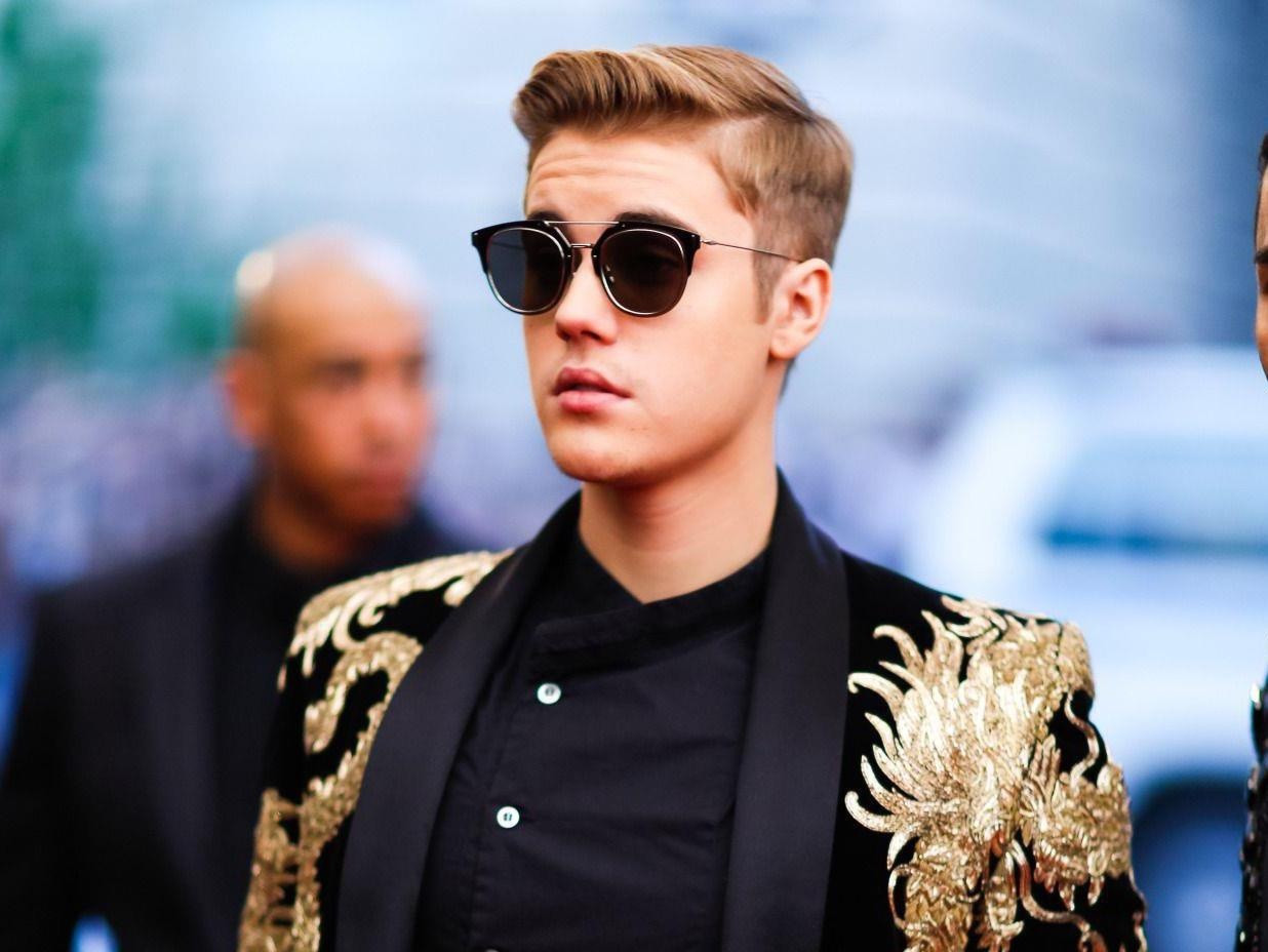 Justin Bieber va nhung lan hiem hoi duoc cong chung khen mac dep hinh anh