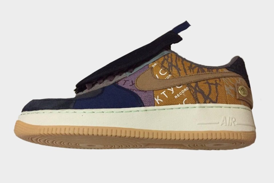 Air Force 1 Travis Scott anh 2