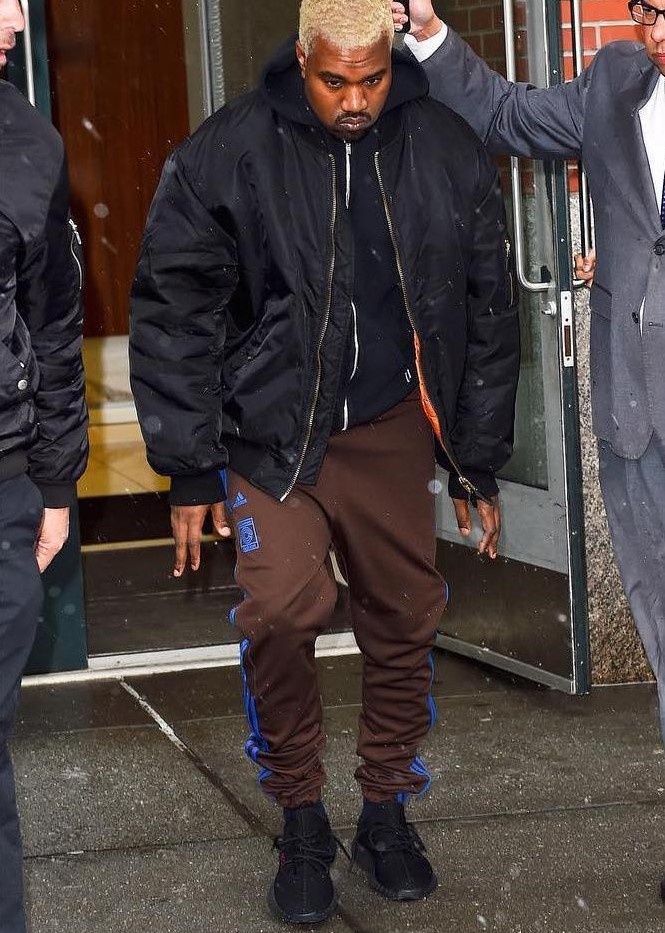 adidas yeezy 350 v2 anh 4