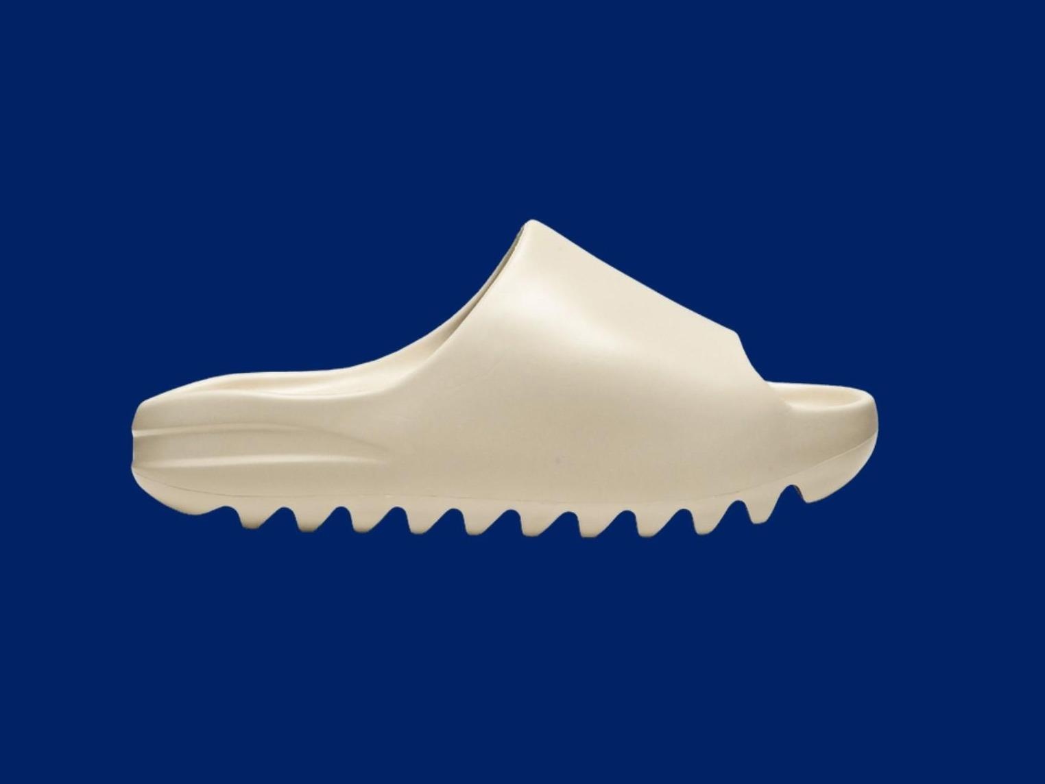 Dan tinh noi gi ve doi dep Yeezy duoc mo ban vao sang mai? hinh anh