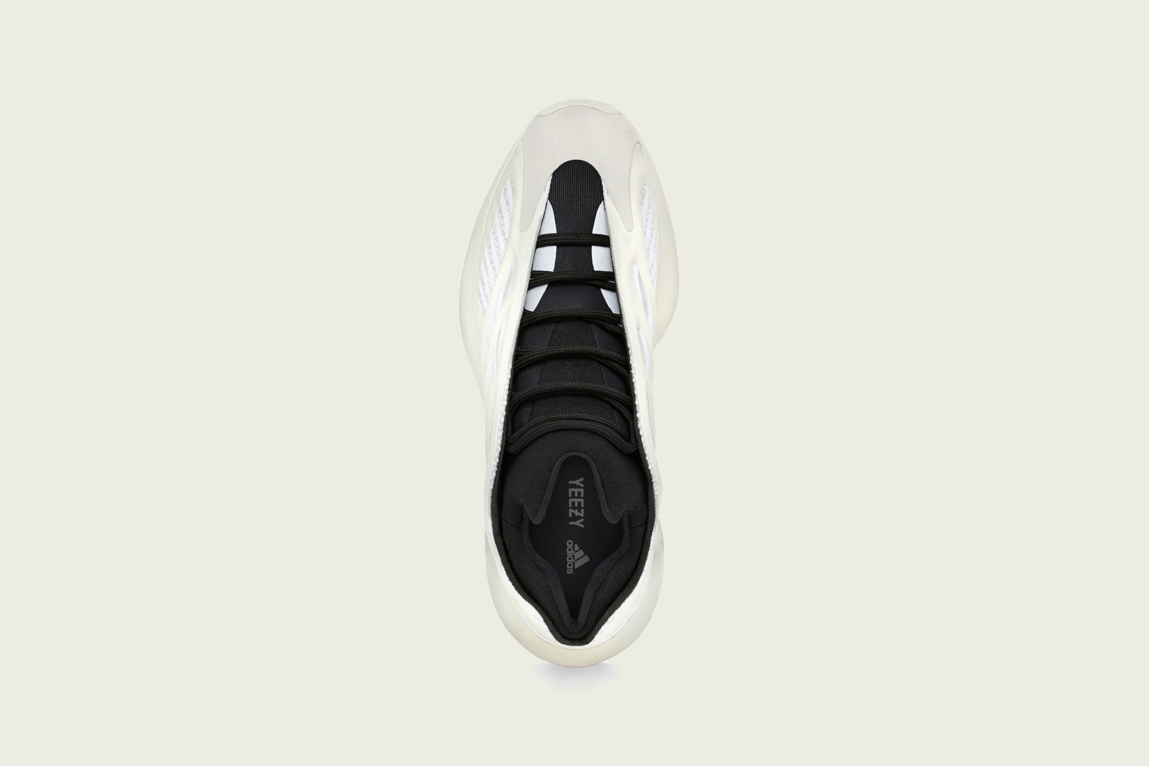 Yeezy liên tục ra các mẫu giày mới ảnh 4 Yeezy lien tuc ra cac mau giay moi anh 4