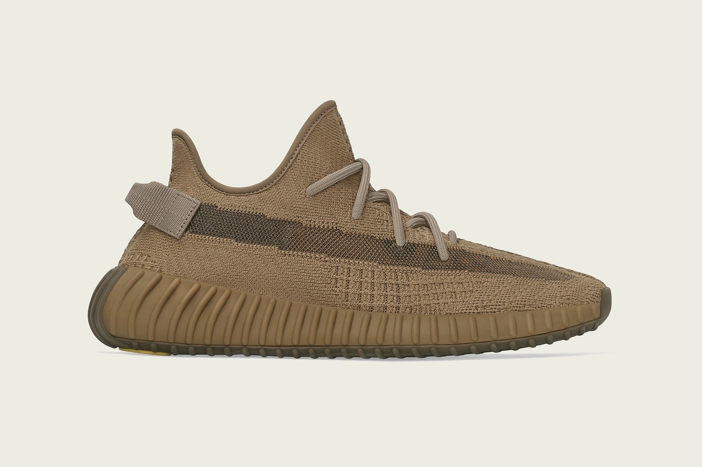 Yeezy liên tục ra các mẫu giày mới ảnh 14 Yeezy lien tuc ra cac mau giay moi anh 14