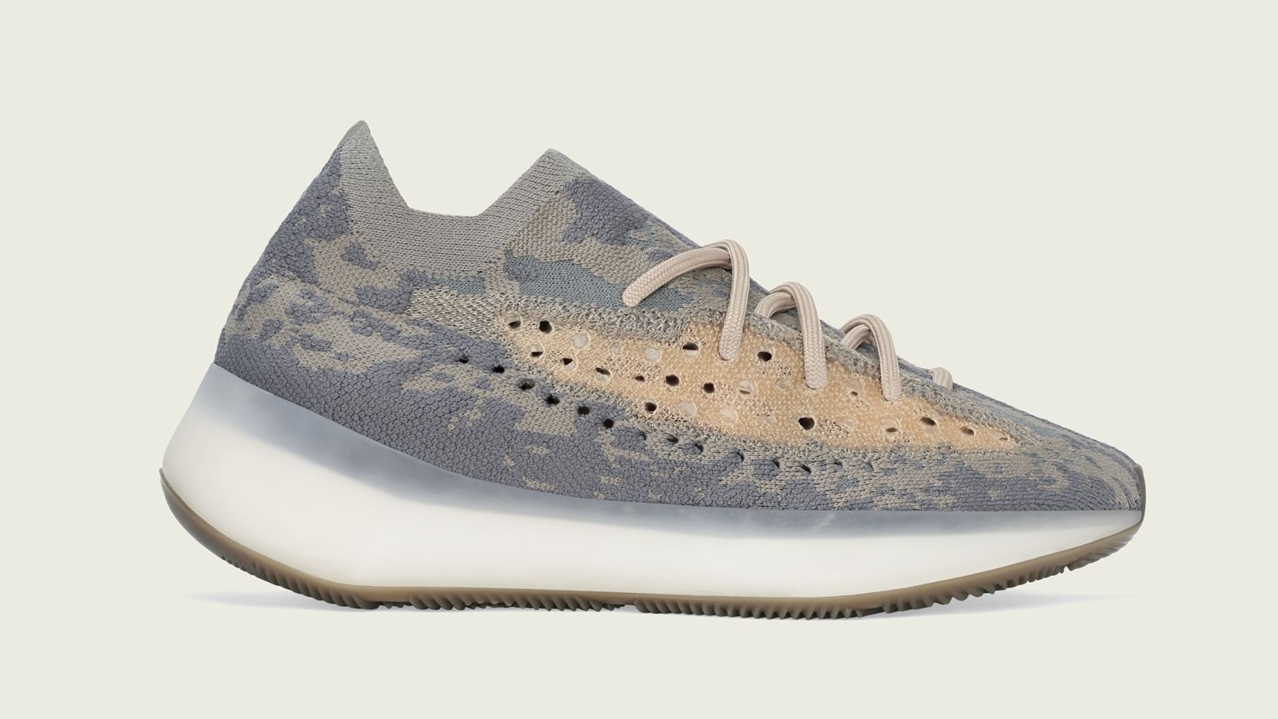 giay Yeezy re nhat hien nay anh 6