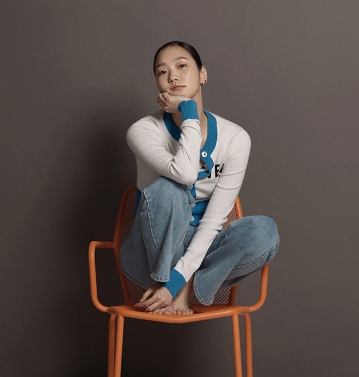 Kim Go Eun quang cao dong ho Chanel anh 2