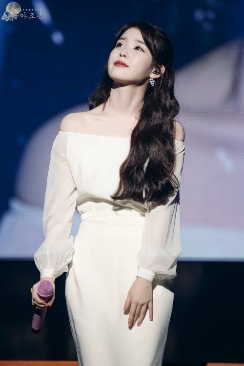 IU mac vay tre vai anh 6