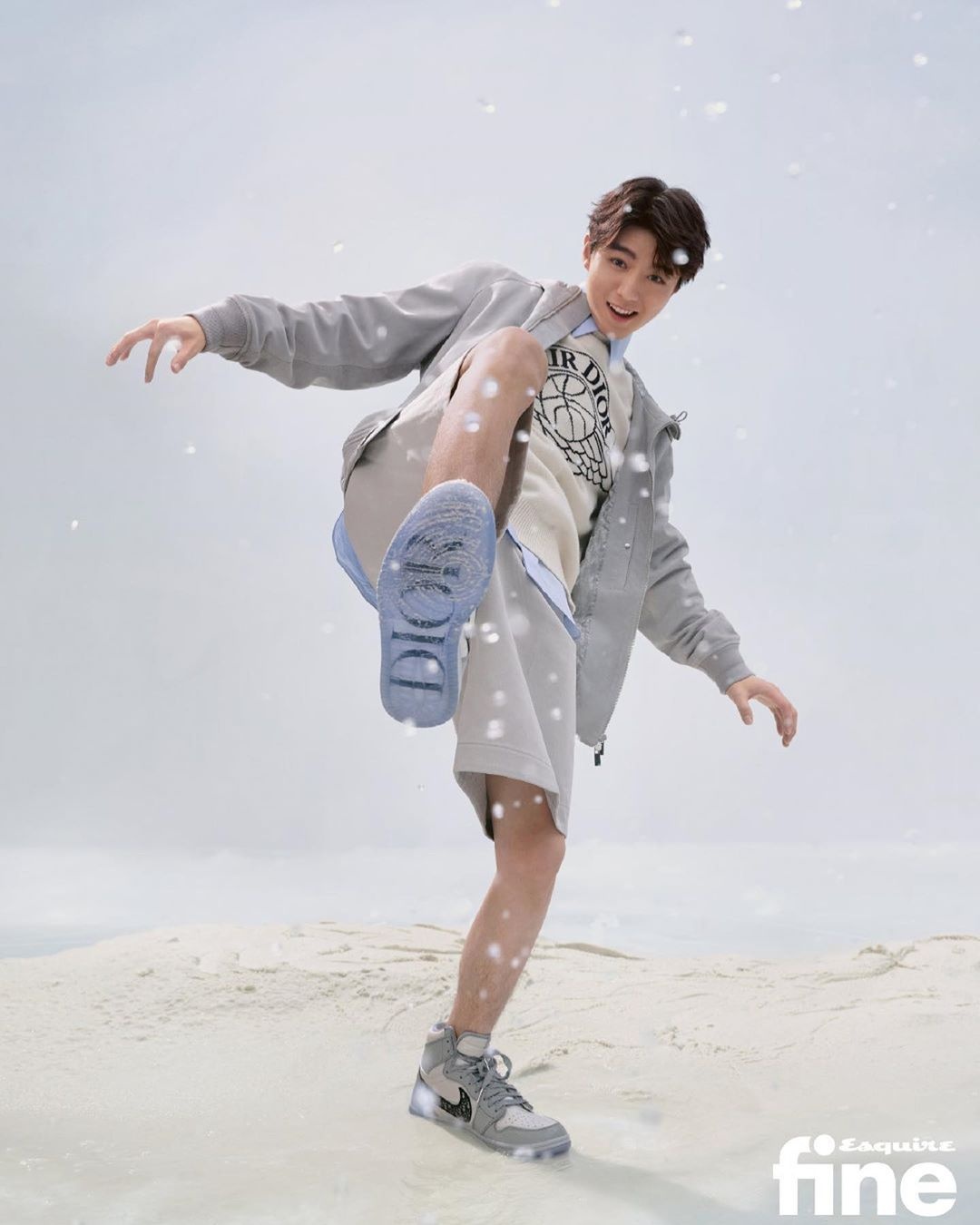 Dior Air Jordan 1 ảnh 5 Dior Air Jordan 1 anh 5