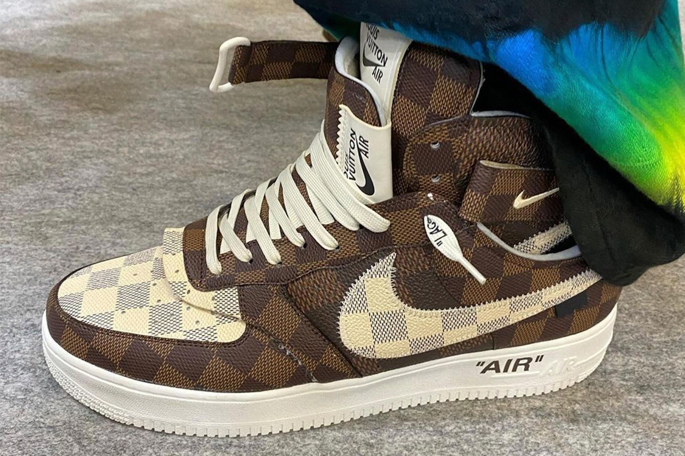 Louis Vuitton x Nike Air Force 1 ảnh 4 Louis Vuitton x Nike Air Force 1 anh 4