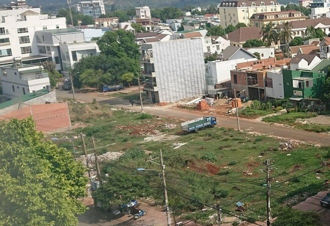 Kiem tra dau hieu vi pham cua chu tich huyen o Dak Lak hinh anh