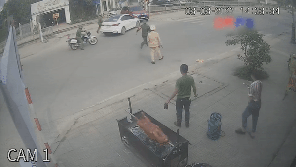 Tai xe vuot den do, tong xe canh sat hinh anh