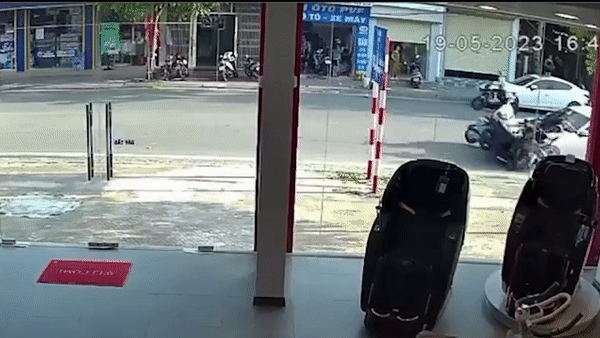 Tai nan lien hoan o Hai Duong, 4 nguoi bi thuong hinh anh