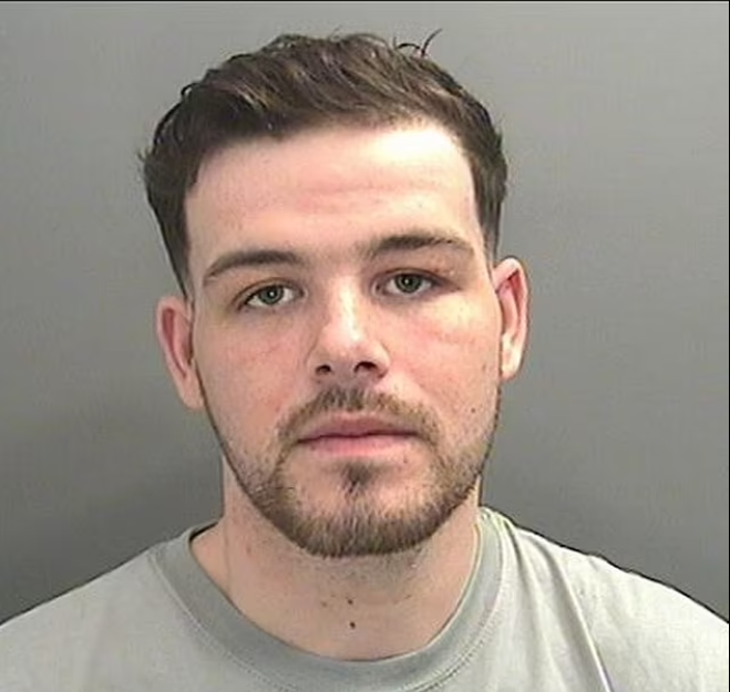 Hiep dam 2 me con anh 1