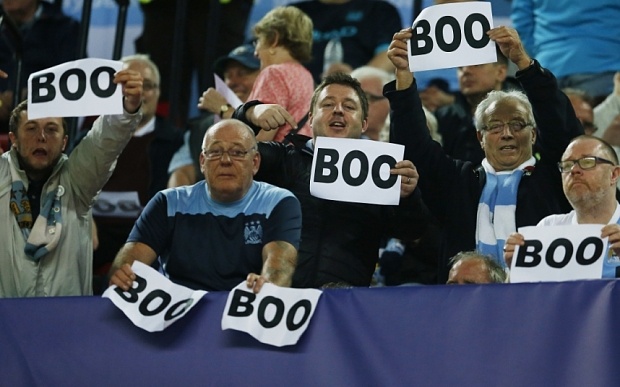 Fan Man City la o nhac nen Champions League theo kieu moi hinh anh