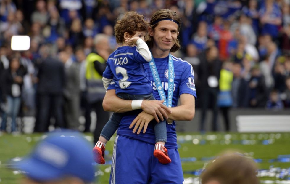 Tro cu to Mourinho huy hoai cau thu Chelsea hinh anh