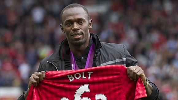 Usain Bolt them mot lan cong khai to tinh voi MU hinh anh