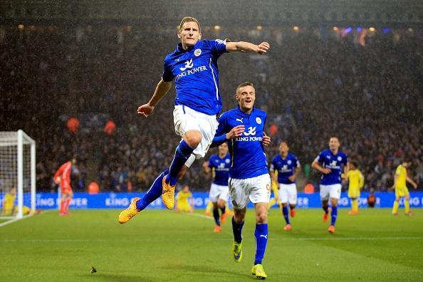 Leicester City vs Chelsea: Hai hanh trinh trai nguoc hinh anh