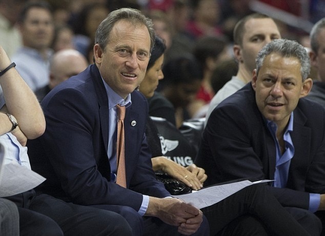 Doanh nhan My chi 100 trieu bang mua co phan Crystal Palace hinh anh