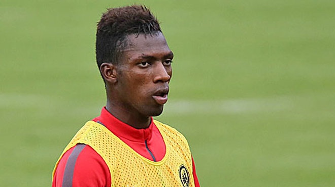 AC Milan kien cau thu khai gian gan muoi tuoi hinh anh