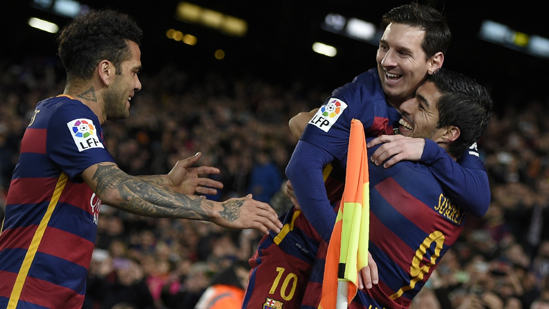 Pha phoi hop giua Messi va Suarez khong hop le hinh anh