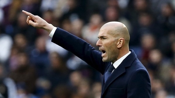 Diem tin: Zidane vang tuc khi Ronaldo sut hong penalty hinh anh