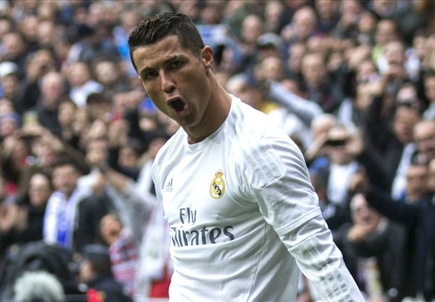 Ronaldo lap ky luc 200 trieu nguoi theo doi tren mang xa hoi hinh anh