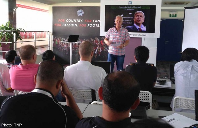 Phần mềm nửa tỷ đồng dành cho HLV Hữu Thắng ảnh 1 Phan mem nua ty dong danh cho HLV Huu Thang anh 1