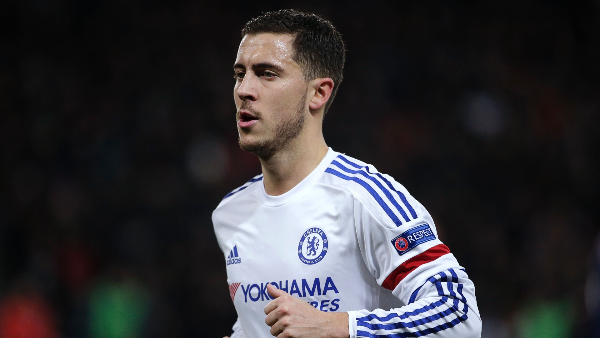 Chin cau thu chuan bi dao tau khoi con tau dam Chelsea hinh anh