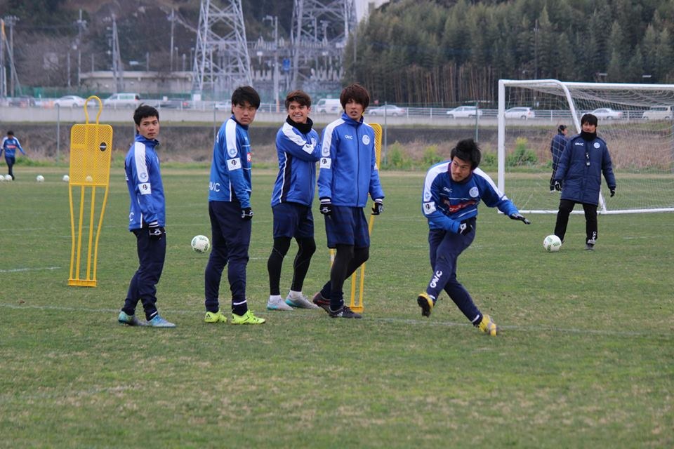 Cong Phuong tap luyen cung Mito anh 2