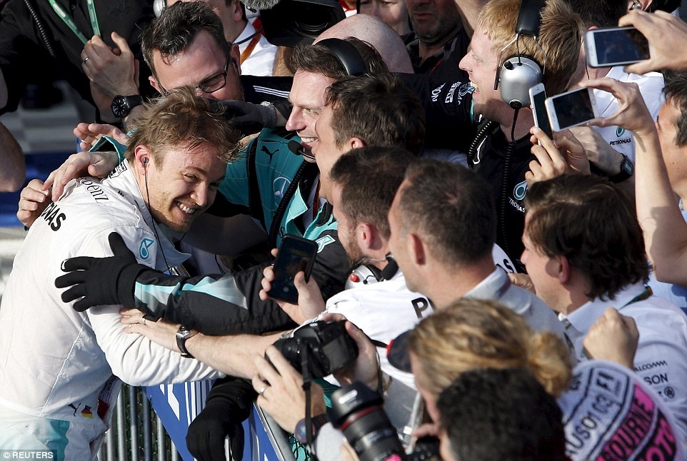 Alonso thoát chết ảnh 13 Alonso thoat chet anh 13