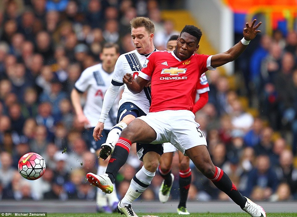 mu vs tottenham anh 1