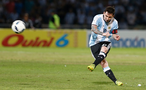 messi dat cot moc 500 ban anh 4