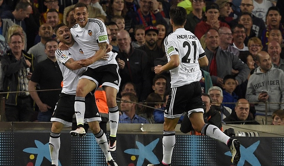 Barcelona thua o La Liga anh 4