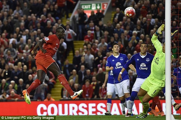 hậu vệ liverpool bị cấm thi đấu ảnh 1 hau ve liverpool bi cam thi dau anh 1