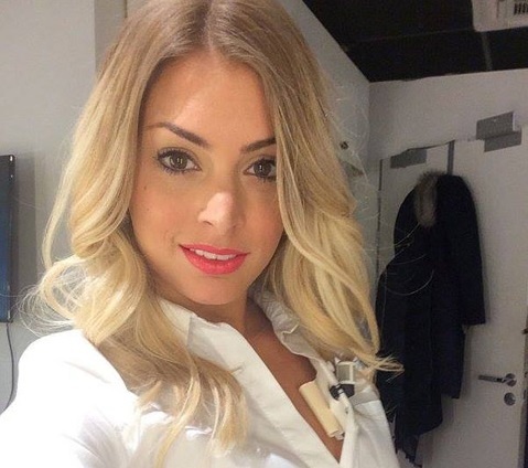 martial có bồ mới ảnh 1 martial co bo moi anh 1