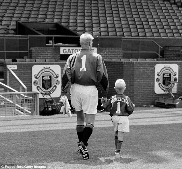 cha con Schmeichel ảnh 4 cha con Schmeichel anh 4