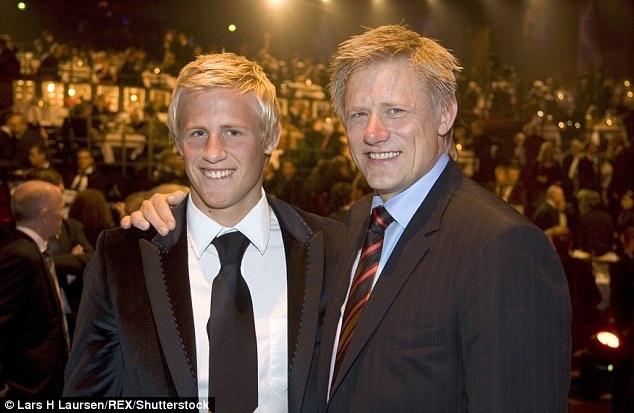 cha con Schmeichel ảnh 10 cha con Schmeichel anh 10