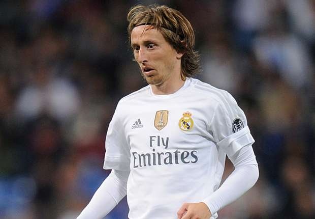 Luka Modric - nguoi hung giau mat cua Real hinh anh