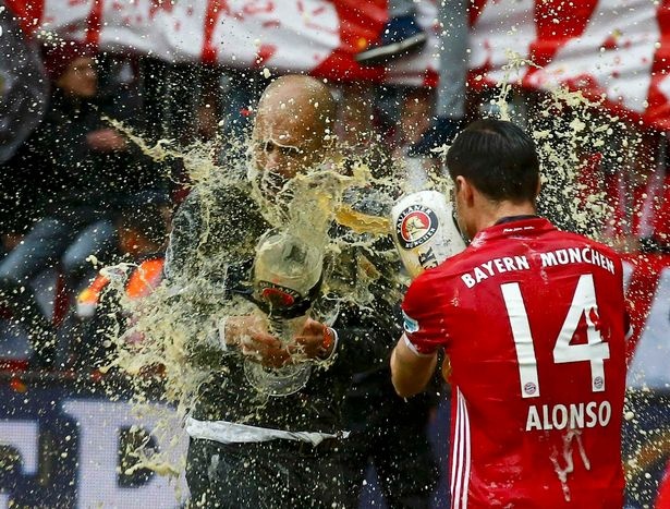 bayern ăn mừng ảnh 7 bayern an mung anh 7