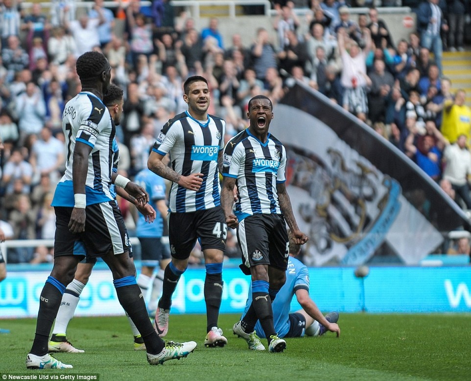 Tottenham mat vi tri thu hai anh 2