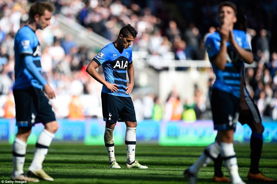 Tottenham mat vi tri thu hai anh 12