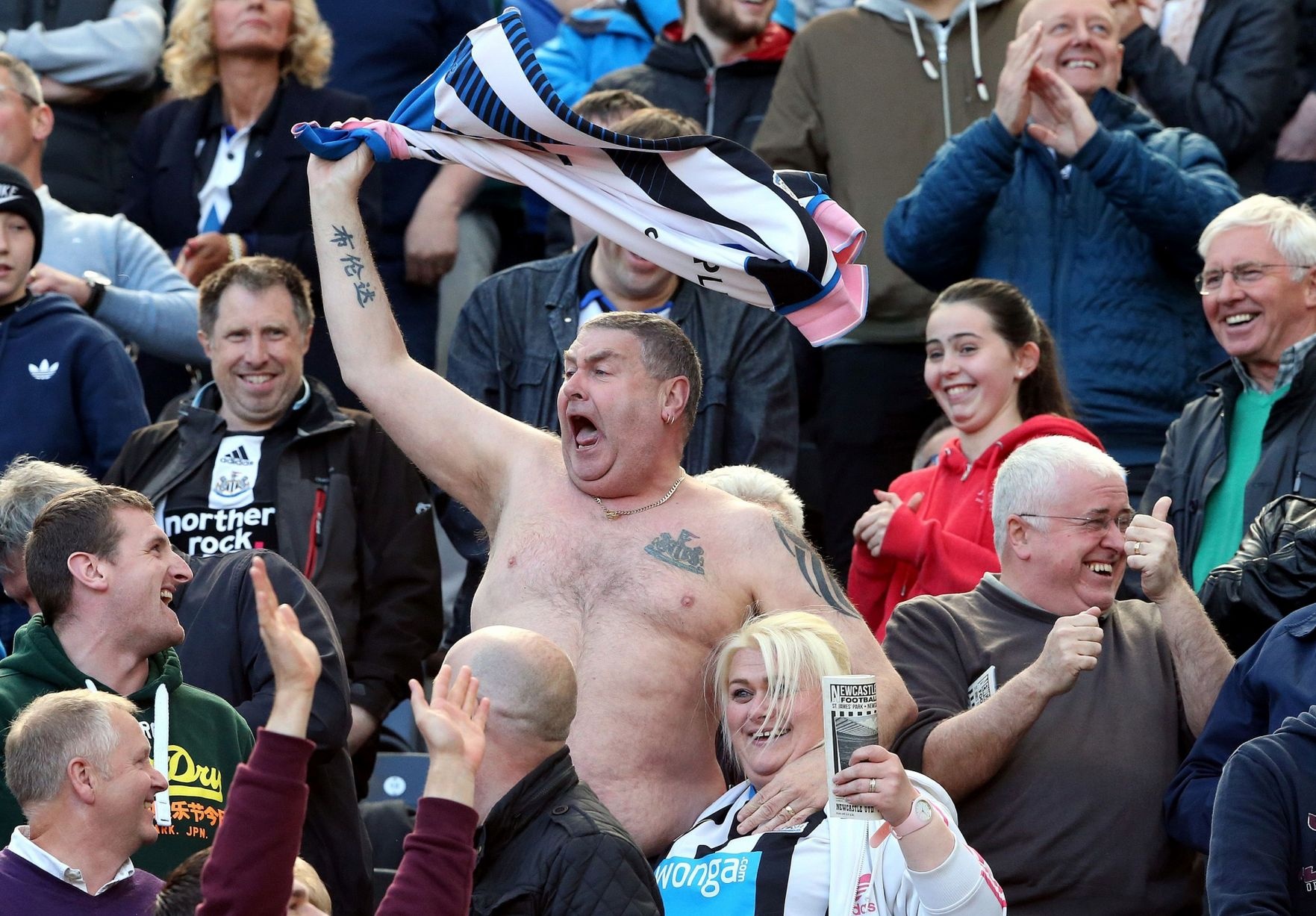 Tottenham mat vi tri thu hai anh 9