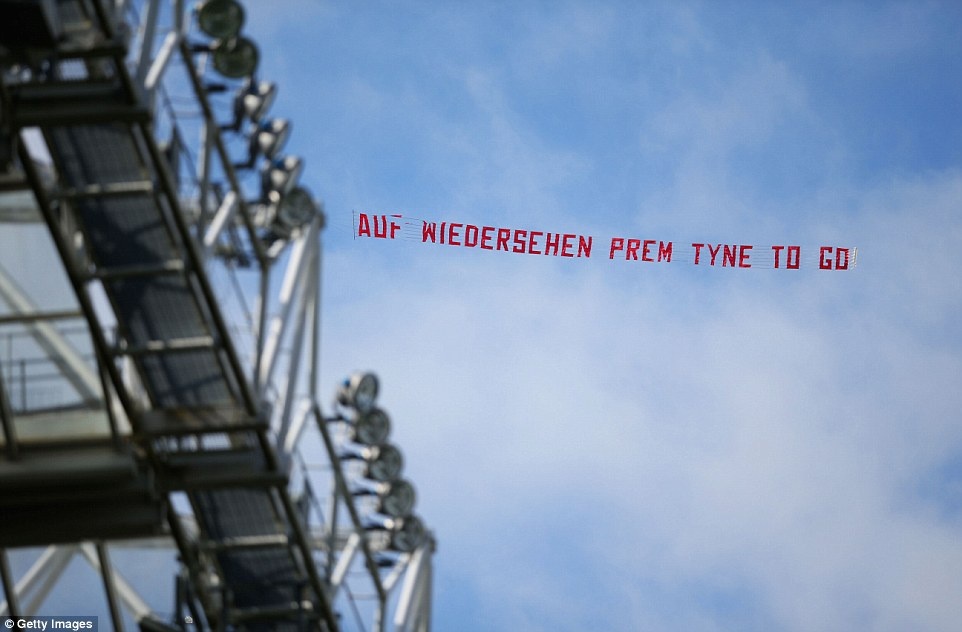 Tottenham mat vi tri thu hai anh 11