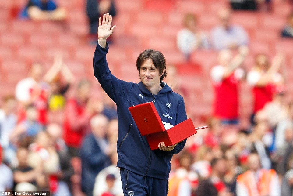 Tottenham mat vi tri thu hai anh 22