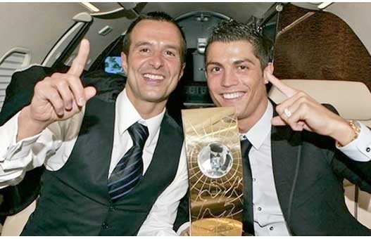 8 bi mat cua sieu co co the chi phoi noi bo MU hinh anh