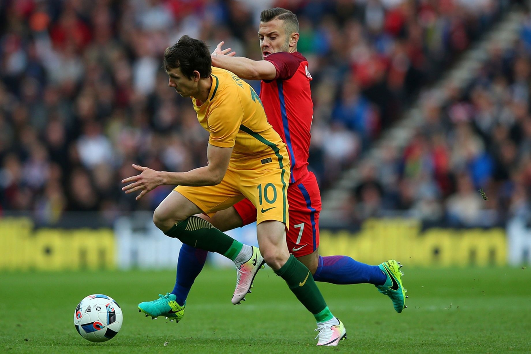 tran Anh vs Australia anh 13