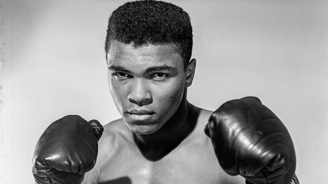 Muhammad Ali - Tu cau be ngheo kho den ong vua quyen Anh hinh anh