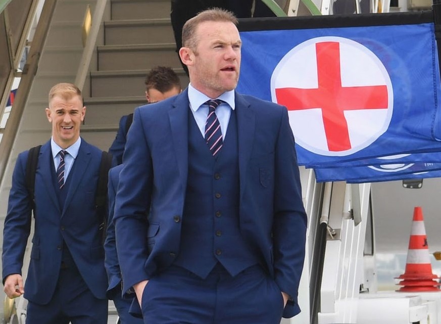 Rooney va dong doi sang Phap, nhan phong dat nhat hinh anh