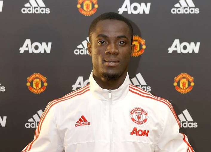 MU chinh thuc so huu Eric Bailly hinh anh